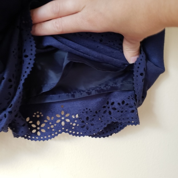 *SOLD* Forever 21 Girls Navy Suede Shift Dress XS - Picture 4 of 7